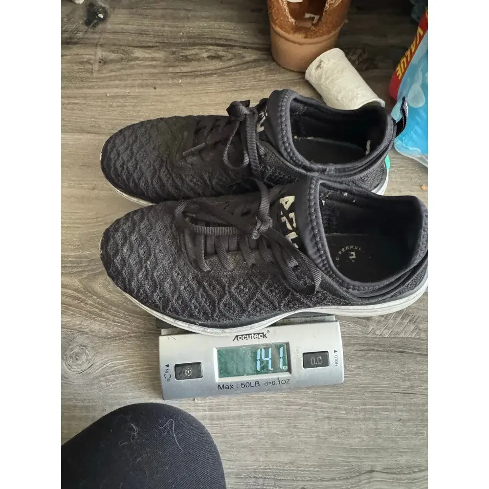 APL TechLoom Phantom Sneakers Women’s 7.5 Black Knit Running Athletic